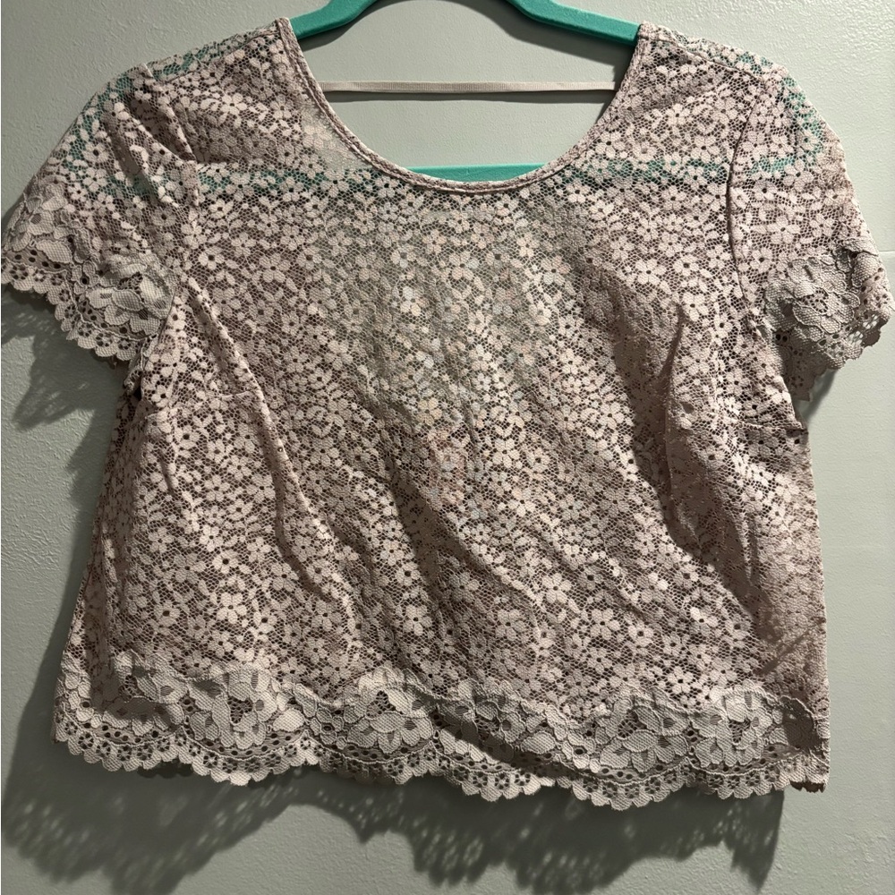 NWT Victoria’s Secret XS Mauve Pink Floral Lace Crop Top Feminine Boho